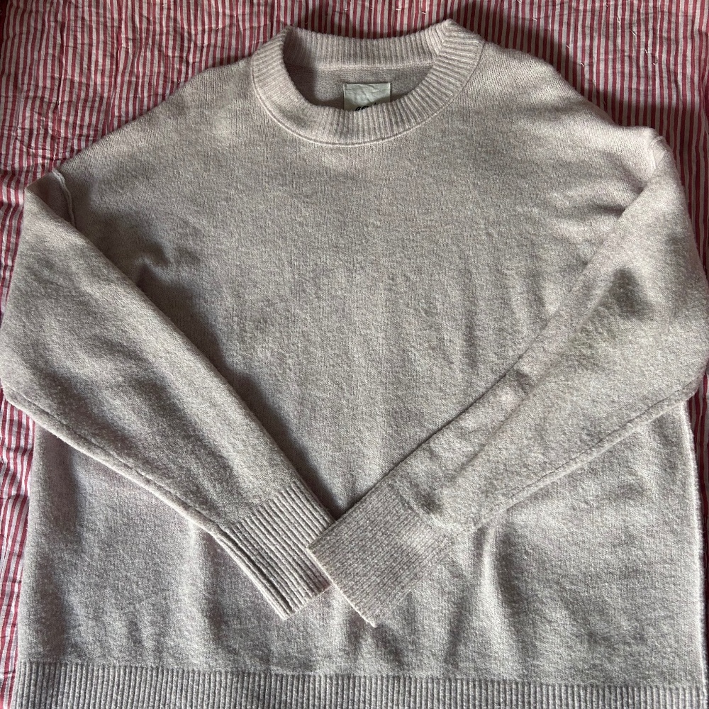 Aerie long sleeve sweater